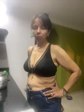 Snapshot of Soy_Camila8 chatting on July 2026 01:15:02 AM Soy Camila8 online show from July 2026 01:15:02 AM