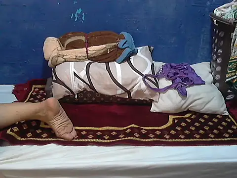 Snapshot of hotchilimom chatting on October 2025 03:38:01 AM hotchilimom online show from October 2025 03:38:01 AM