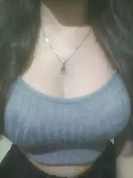 Snapshot of Rosy-Girll chatting on July 2026 06:05:01 AM Rosy-Girll online show from July 2026 06:05:01 AM