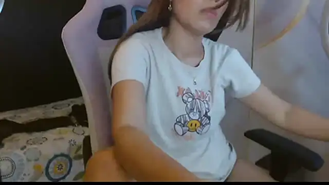 naomis 36 online show from July 2026 01:58:02 PM