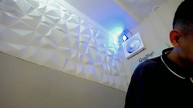 sombra 18 online show from August 2026 11:39:02 PM
