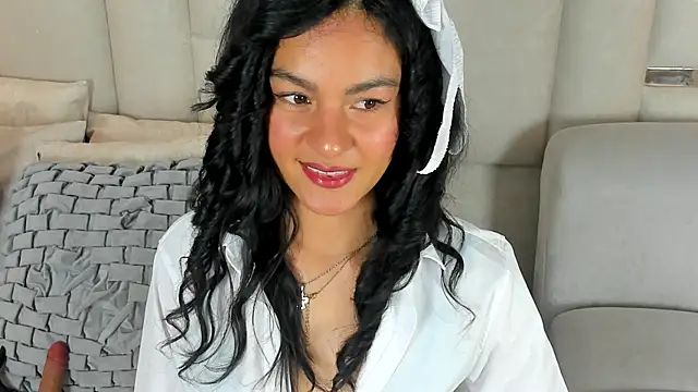 Snapshot of Violet_vyx chatting on May 2026 04:31:02 AM Violet vyx online show from May 2026 04:31:02 AM