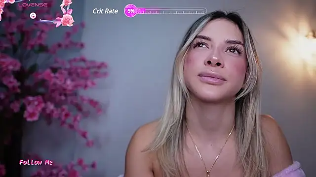 Snapshot of R4-V3N chatting on January 2025 03:23:02 AM R4-V3N online show from January 2025 03:23:02 AM