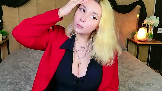 Cassey Well online show from June 2026 05:34:01 AM
