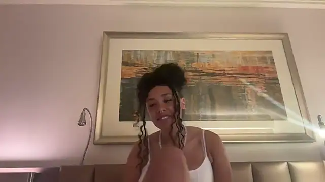 curlyheadedcutie101 online show from June 2026 03:52:02 AM