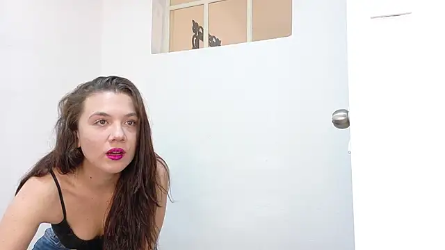 Snapshot of Katia_Rose23 chatting on May 2026 06:38:02 PM Katia Rose23 online show from May 2026 06:38:02 PM