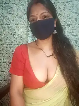 Juli 80 online show from June 2026 01:28:02 AM