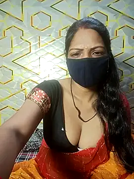 Juli 80 online show from July 2026 12:17:02 AM