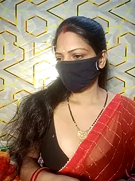 Juli 80 online show from August 2026 10:06:01 AM