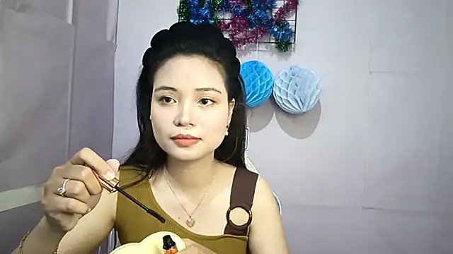Snapshot of FerminaBoutwell chatting on June 2026 11:13:02 AM FerminaBoutwell online show from June 2026 11:13:02 AM