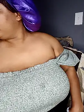 shortbadpuppy online show from May 2026 08:47:01 PM
