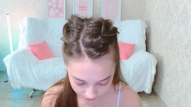 Snapshot of SiennaMia chatting on June 2026 08:48:02 AM SiennaMia online show from June 2026 08:48:02 AM
