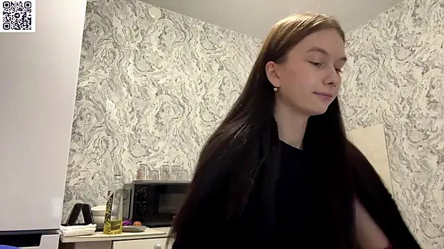 HinaDesire online show from May 2026 08:14:02 PM