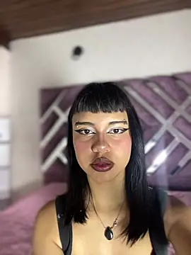 Snapshot of AntonellaCooper_Pink chatting on May 2026 07:21:01 PM AntonellaCooper Pink online show from May 2026 07:21:01 PM