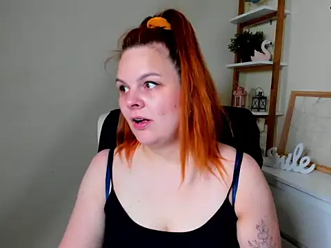 Snapshot of GingerKitten1 chatting on June 2026 05:43:02 AM GingerKitten1 online show from June 2026 05:43:02 AM