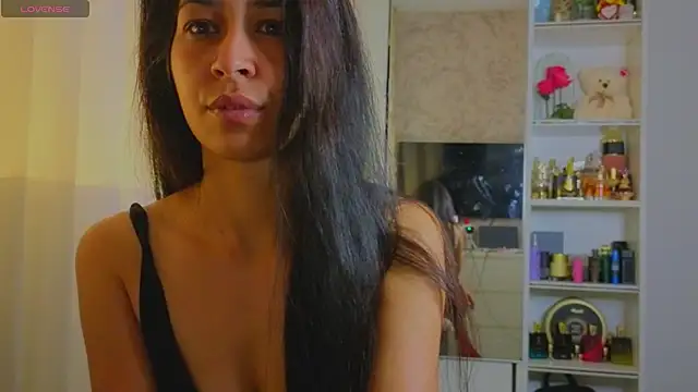YvisSweet online show from May 2026 01:57:02 AM