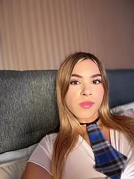 Natalia  vidal online show from July 2026 10:15:01 PM