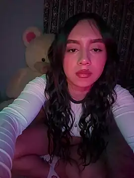 Snapshot of juli_06 chatting on May 2026 03:45:02 AM juli 06 online show from May 2026 03:45:02 AM