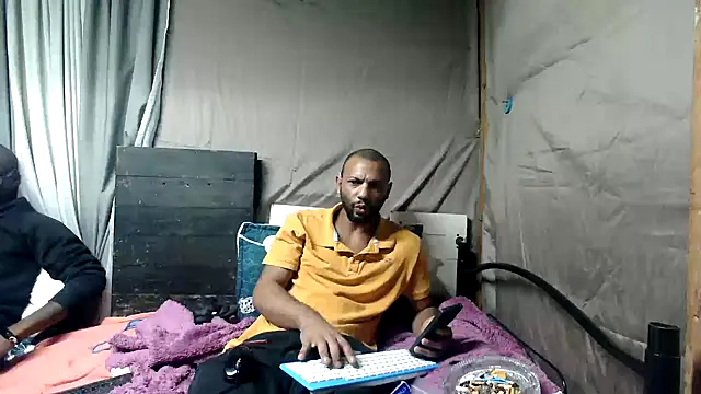 Camodick online show from June 2026 06:54:01 PM