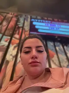 SophiePale online show from June 2026 07:08:02 PM