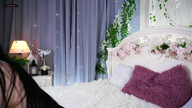 MelaineCore online show from June 2026 03:46:01 PM
