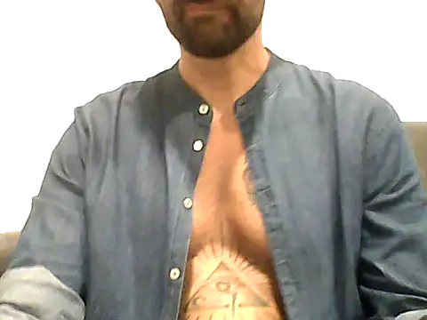 Alessandromagno8 online show from May 2026 04:04:02 PM