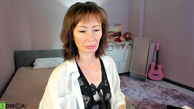gracekellyyy online show from June 2026 03:44:01 AM