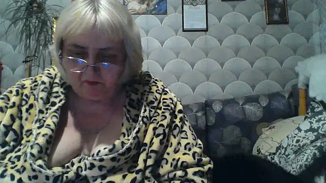 MarinaFarina53 online show from June 2026 08:55:01 PM