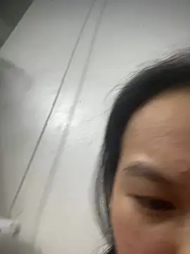 Yumiii 09 online show from July 2026 04:17:01 PM