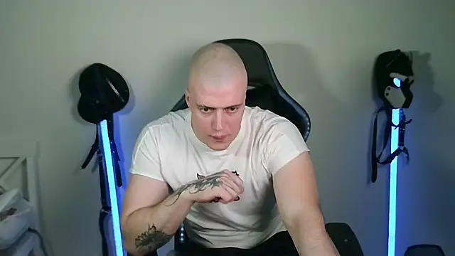 Snapshot of Bigbaald chatting on May 2026 05:30:02 PM Bigbaald online show from May 2026 05:30:02 PM