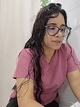 alanahot94 online show from July 2026 04:36:01 PM