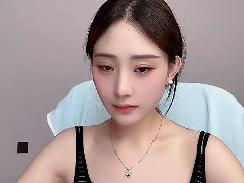  222Mia online show from July 2026 03:23:01 AM