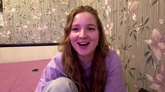 OksiDarling online show from May 2026 03:17:01 PM