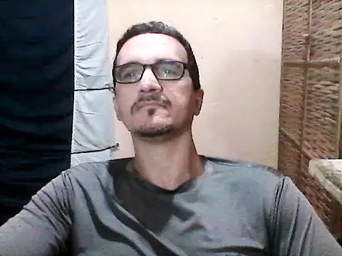 DouglasBr22 online show from May 2026 02:41:01 AM