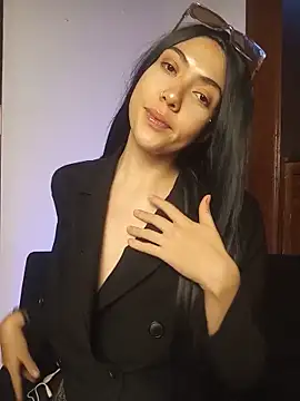 Agnes cox online show from June 2026 10:59:01 PM