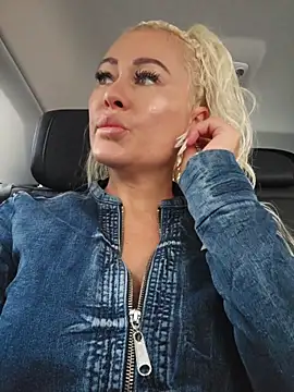 MILFBARBY online show from September 2025 07:13:02 AM