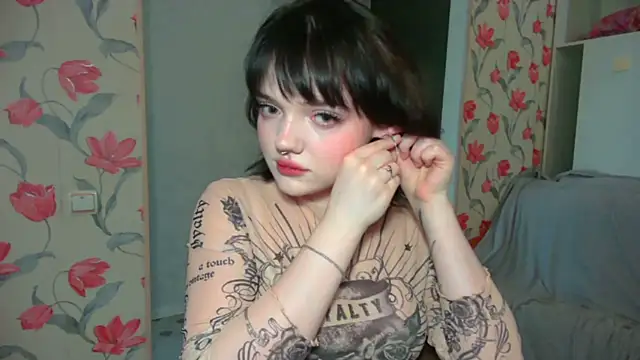 Snapshot of DarkxFoxy chatting on June 2026 03:23:01 PM DarkxFoxy online show from June 2026 03:23:01 PM
