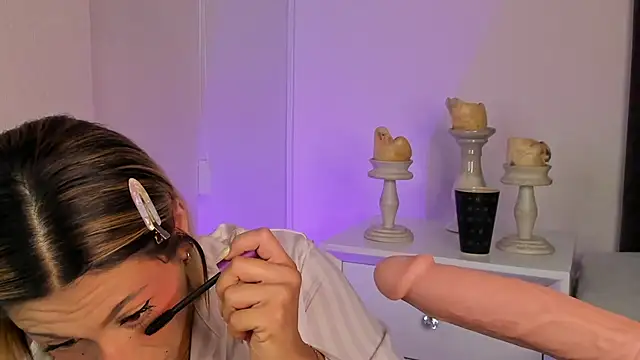 ValkaDoll online show from June 2026 07:18:01 PM