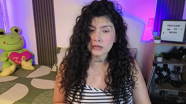 Snapshot of LadyVelvett chatting on May 2026 02:39:01 AM LadyVelvett online show from May 2026 02:39:01 AM