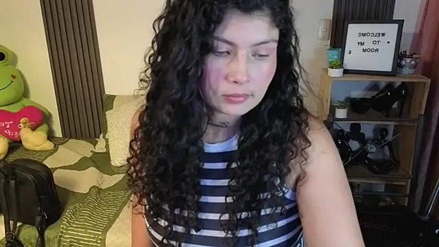 LadyVelvett online show from May 2026 08:50:02 PM