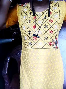 Curvy Rhea online show from May 2026 07:37:02 AM
