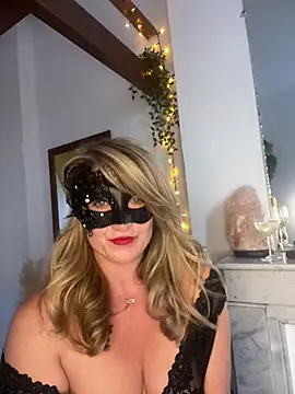 LaVraiVanessa online show from June 2026 04:50:02 PM