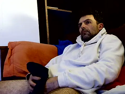 perrolobo78 online show from August 2026 06:40:01 AM