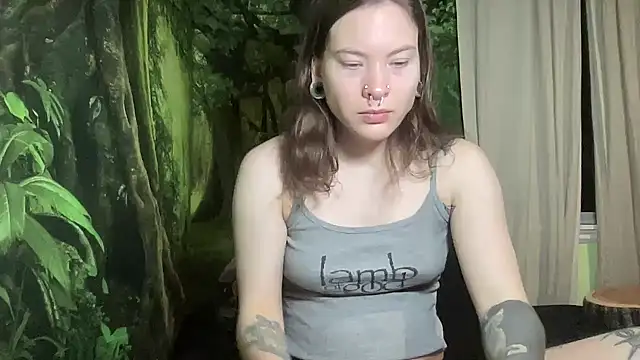 mo0ngoddess online show from January 2025 02:06:02 AM