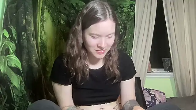 Snapshot of mo0ngoddess chatting on February 2026 08:24:01 AM mo0ngoddess online show from February 2026 08:24:01 AM