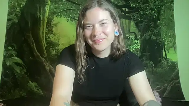 Snapshot of mo0ngoddess chatting on March 2026 08:41:02 AM mo0ngoddess online show from March 2026 08:41:02 AM