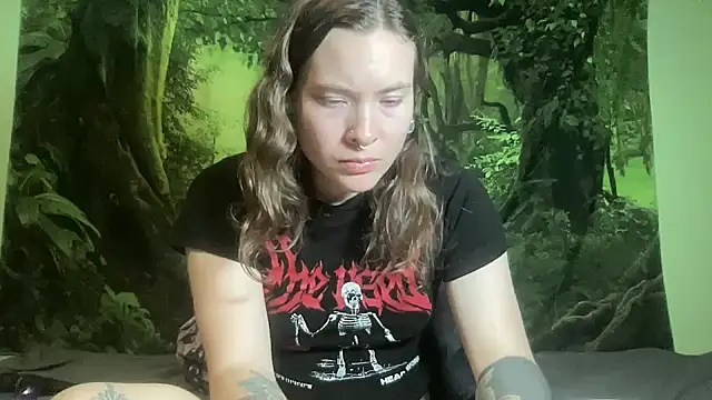mo0ngoddess online show from May 2026 07:24:01 AM
