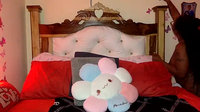 creamyamber online show from May 2026 10:05:02 PM