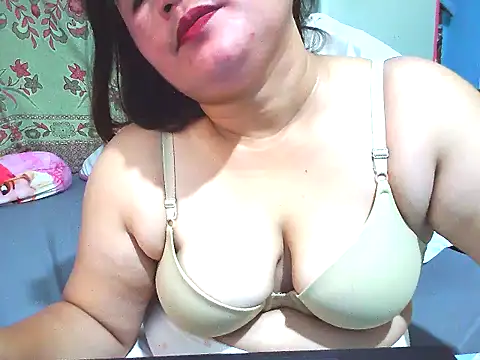Snapshot of xsweetlover69x chatting on June 2026 02:20:02 AM xsweetlover69x online show from June 2026 02:20:02 AM
