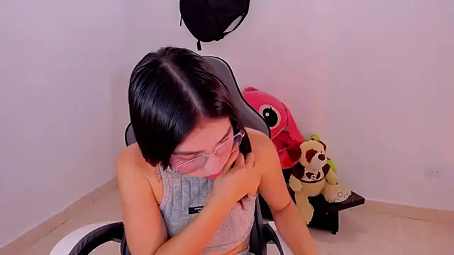 Scarleth Ferrec online show from July 2026 11:59:01 AM